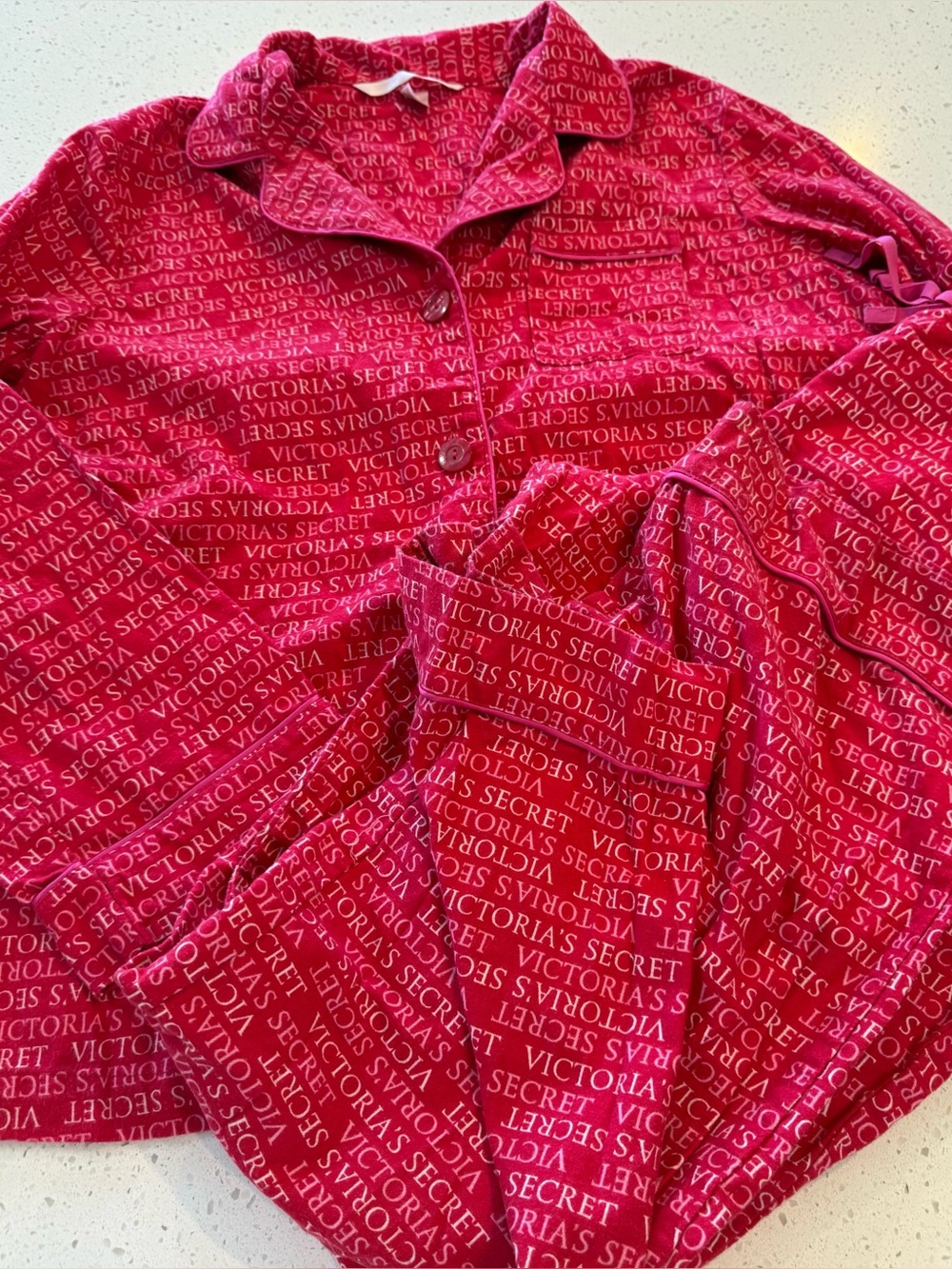 L Victoria's Secret 2 Piece Red PJ Set Long Sleeve Button Down Top Pants Flannel